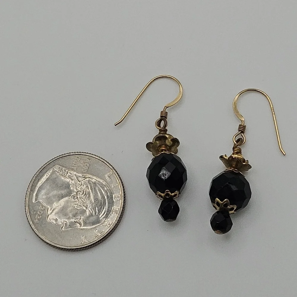 black and gold tone beaded dangle earrings
